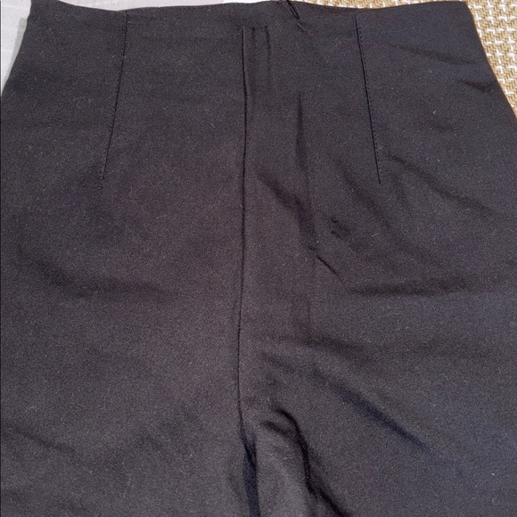 Zara Women's High Waist Dark Shorts - Picture 4 of 5